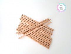 Dřevěné sloupky krátké, pr. 8mm, 20cm, 15ks