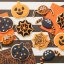 Wilton Halloween sada vykrajovátek na sušenky a perníčky 7 ks